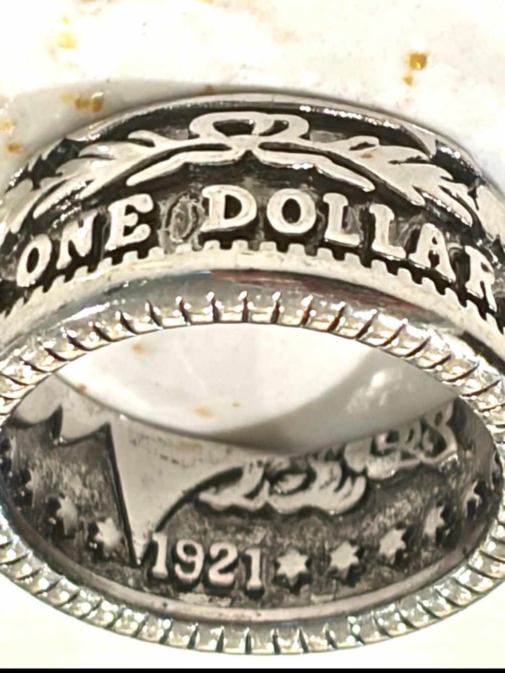 1921 Morgan Dollar Style
Coin Ring (Size 9)